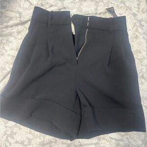 Aritzia Linen classic shorts